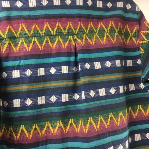 Really cool button down NWOT - Picture 5 of 6
